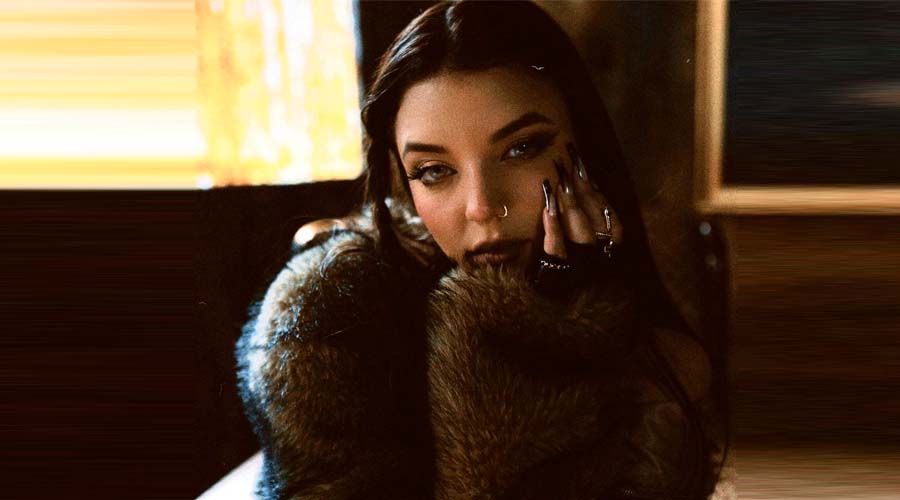 Aisha L.K. presenta su nuevo single "Princeso"