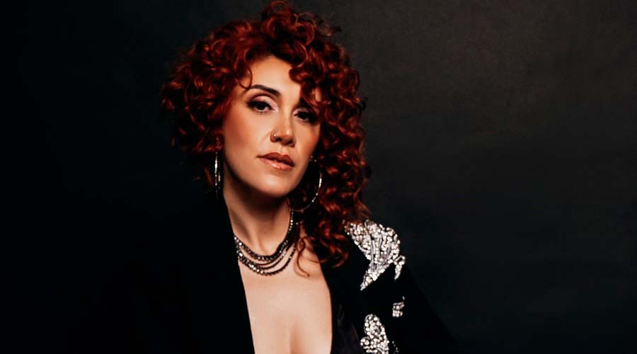VALERIA KOL presenta su nuevo EP “CÓCTEL CUMBIA”
