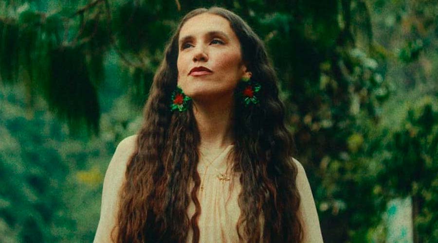 Kaya Q presenta su disco debut 'CICLOS'