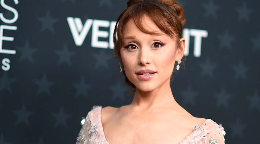 Ariana Grande demandó a hackers por la filtración de sus canciones