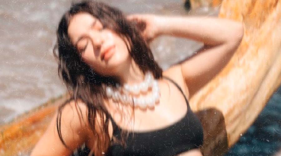 María Bolio presenta IRIDIA, el prólogo de una identidad 